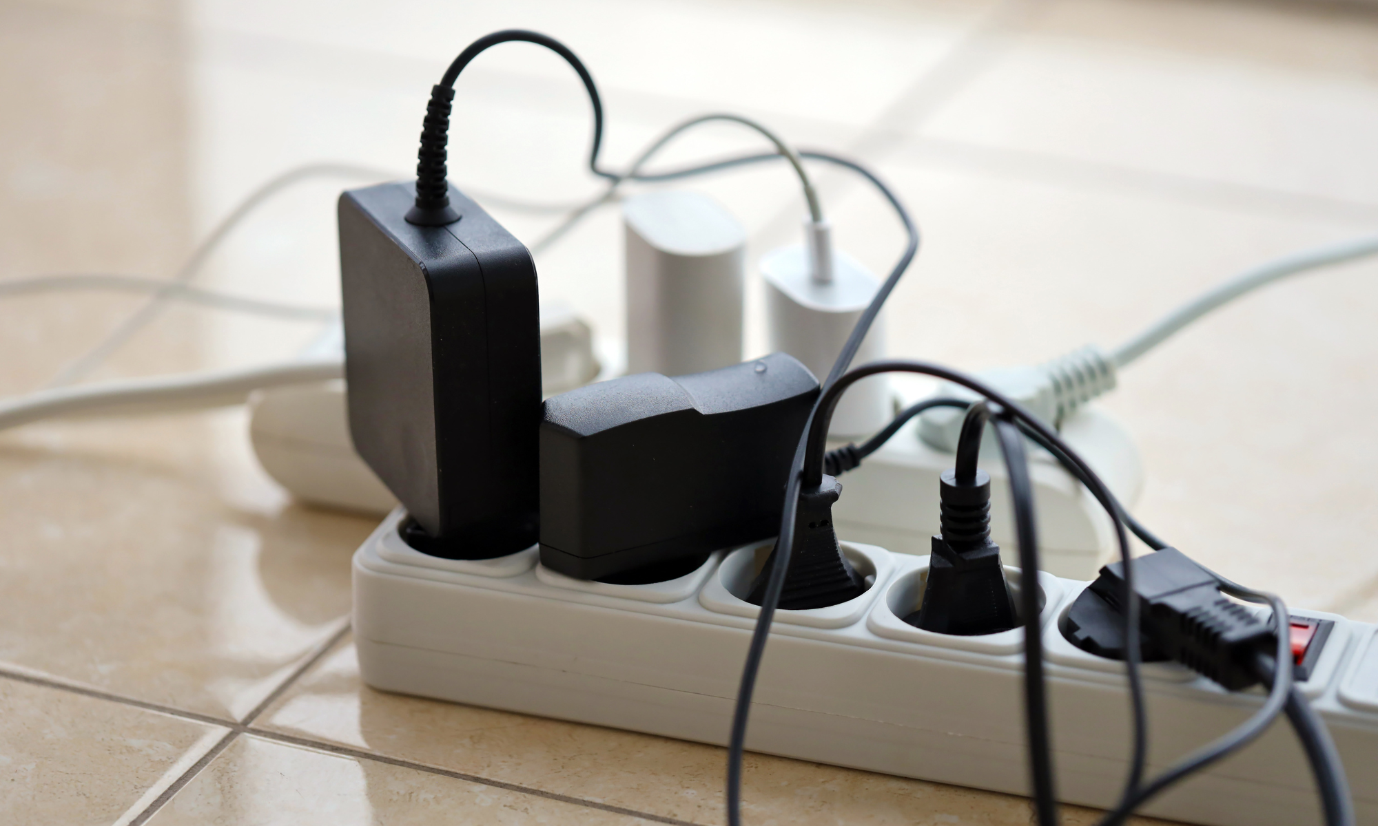 Before image verlengcontactdoos zonder Velini stekkerdooshouder